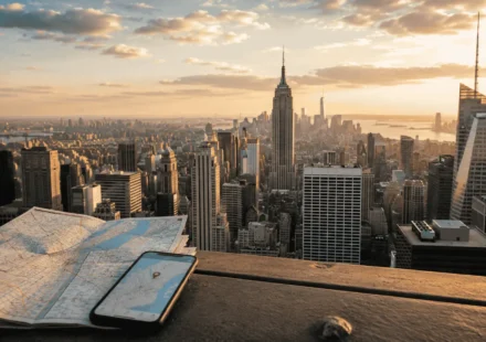Manhattan skyline at golden hour with the Empire State Building, New York itinerary guide
