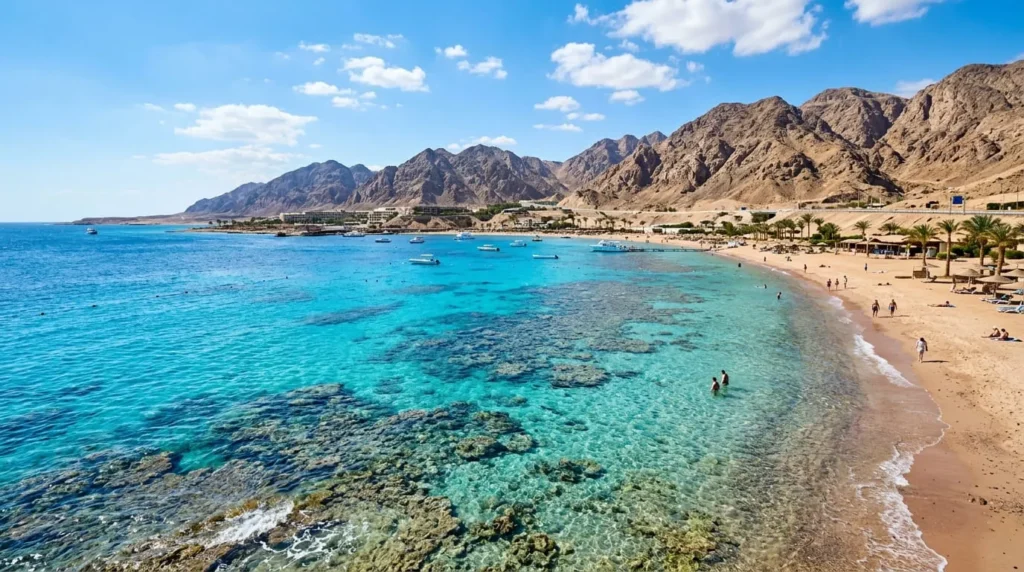 Best Time to Visit Egypt: A Season-by-Season Guide 1 Turquoise Red Sea coastline showing why coastal Egypt has a different best time to visit than Cairo